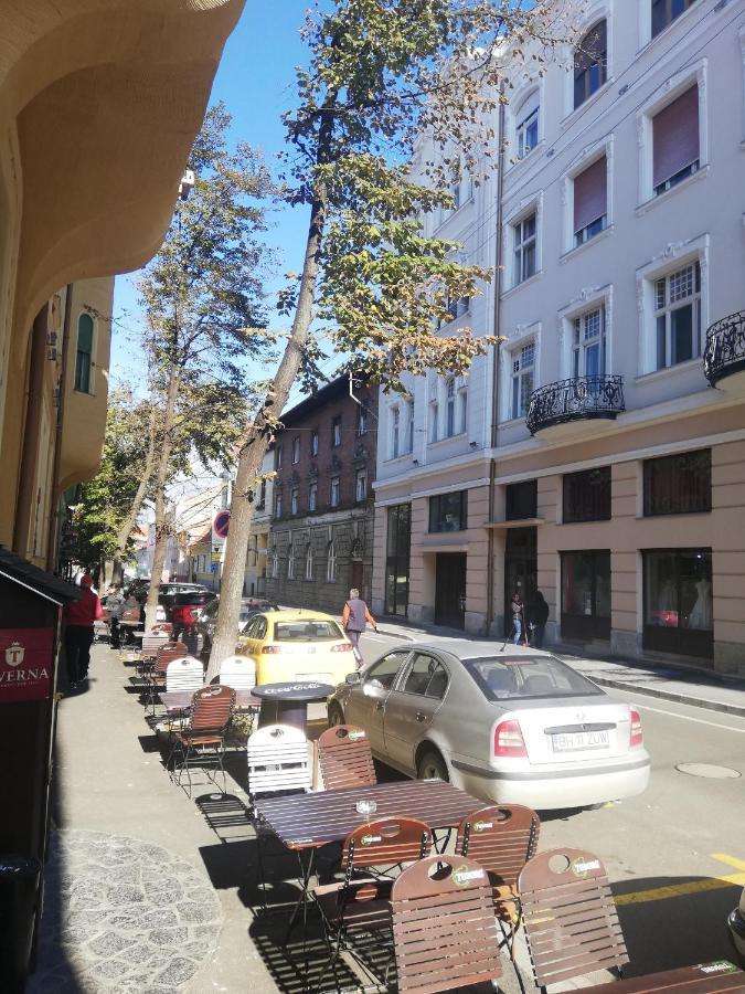 Spiegel Center Leilighet Oradea Eksteriør bilde